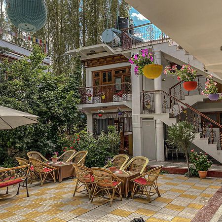 Hotel Shaynam 列城 外观 照片