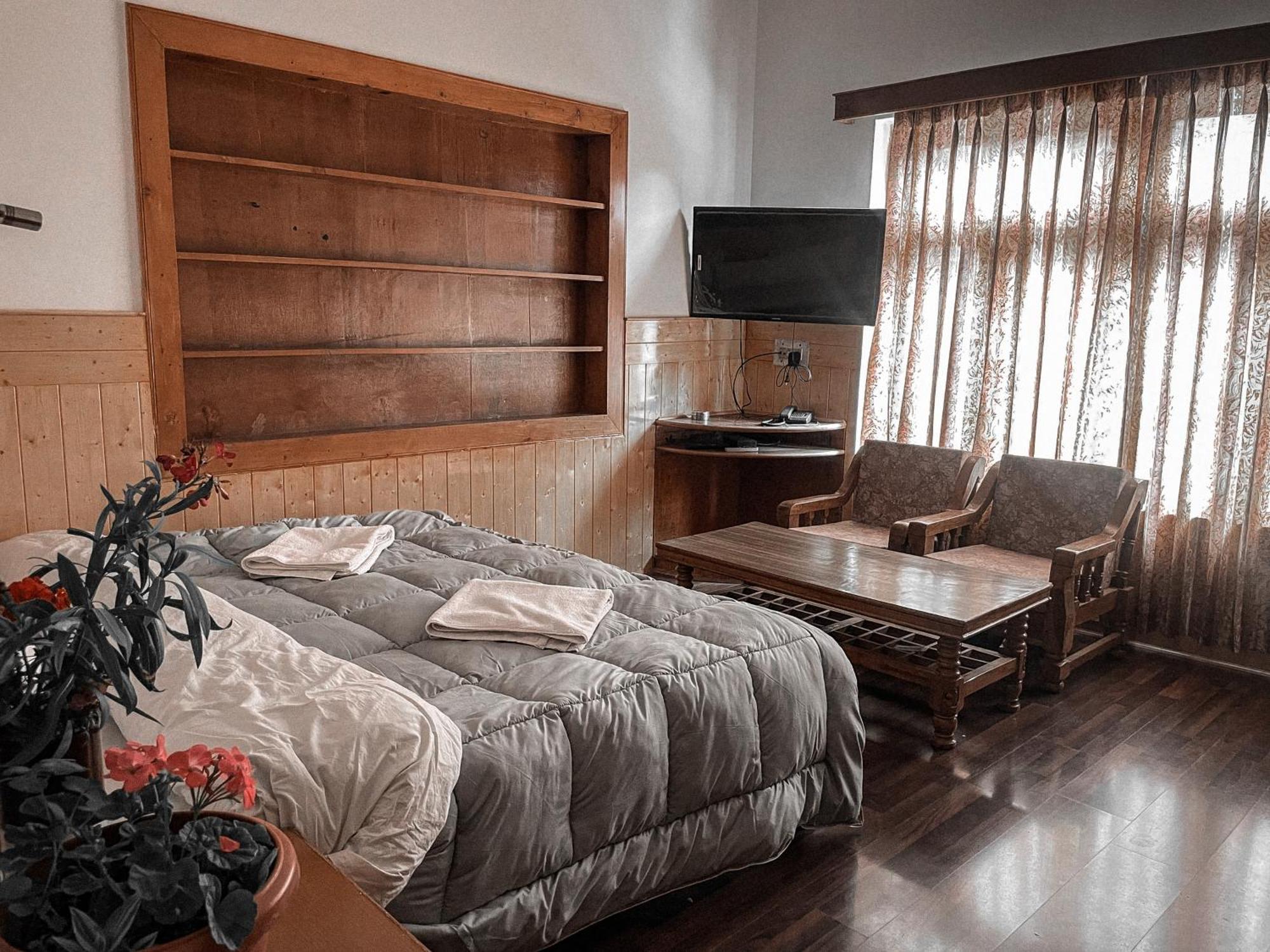 Hotel Shaynam 列城 外观 照片